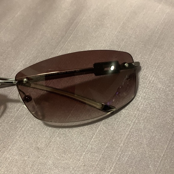 Gucci rimless sunnies - Picture 3 of 8
